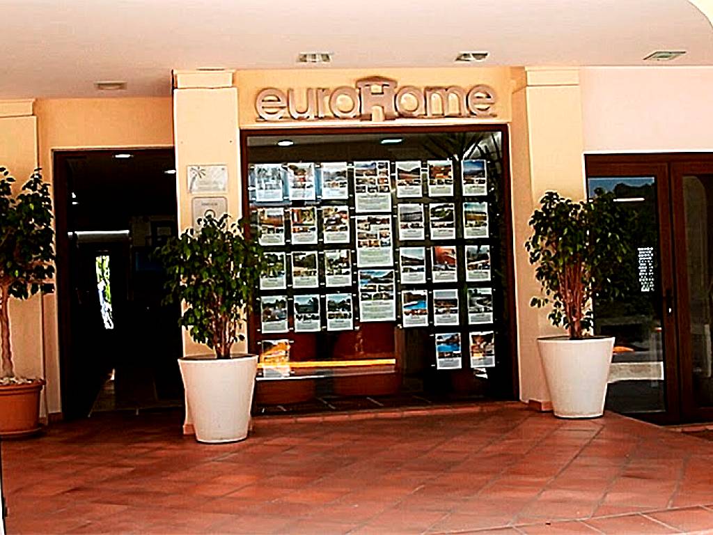 Eurohome Villa Gadea
