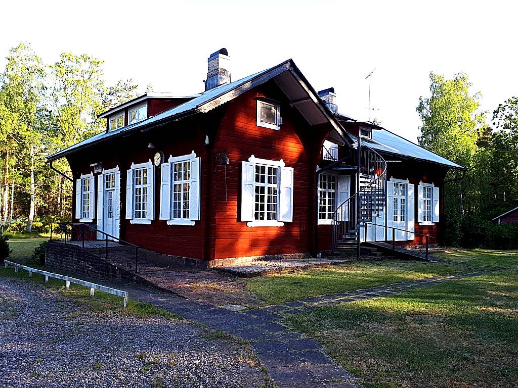 Böda Station - Stugor, lägenheter, camping