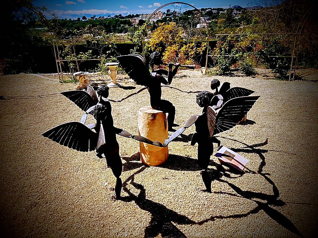 Klein-Schreuder Sculpture Garden