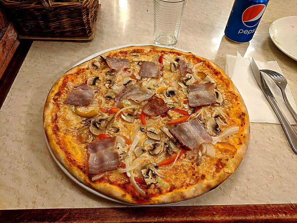 Bergåsa Pizzeria