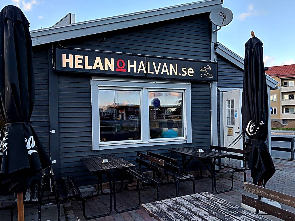 Pizzeria Helan & Halvan