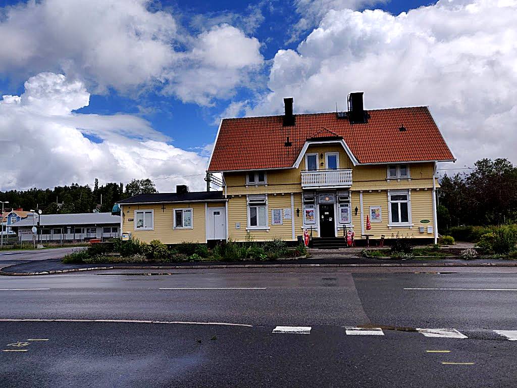 Gnosjö station