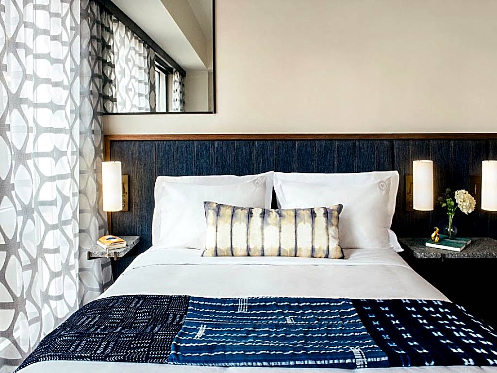 The Troubadour Hotel New Orleans, Tapestry Collection by Hilton