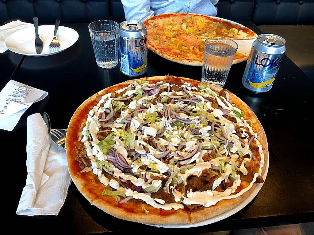 Döner and Pizza