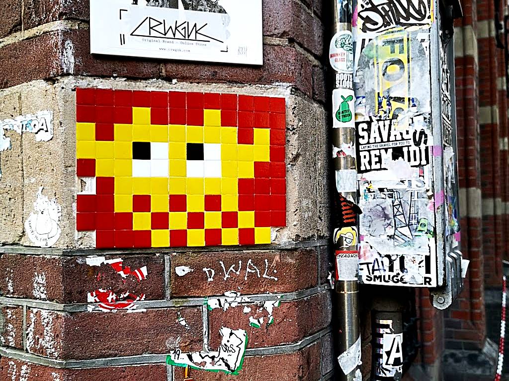 Invader Street art