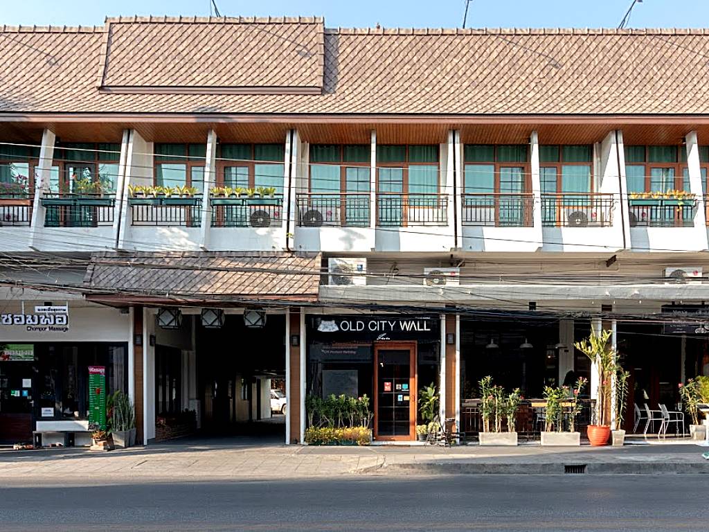 Old City Wall Inn, Chiang Mai