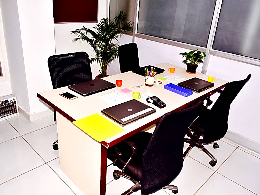 Hustle Cowork Delhi: Coworking Space In East Delhi, more than a shared office or business centre