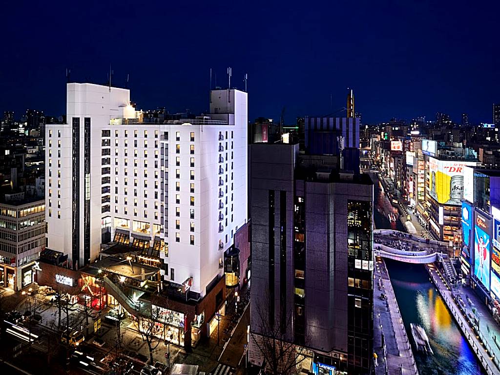 Cross Hotel Osaka