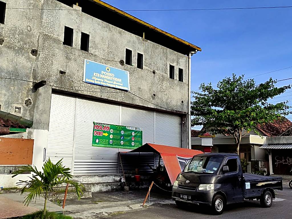 Mangkuyudan Street