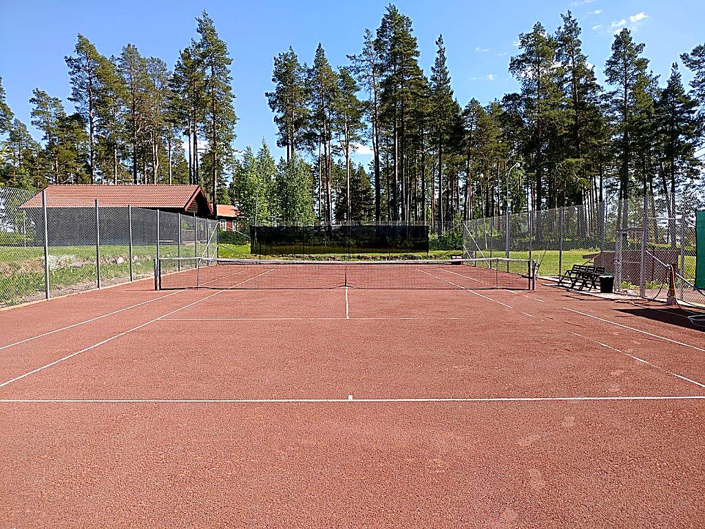 Insjöns Tennisklubb