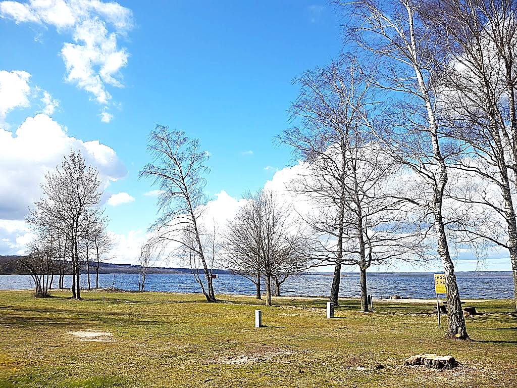 Björkviken, Finjasjön (badstrand)